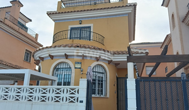 Adosado - Reventa - Los Montesinos - Costa Blanca