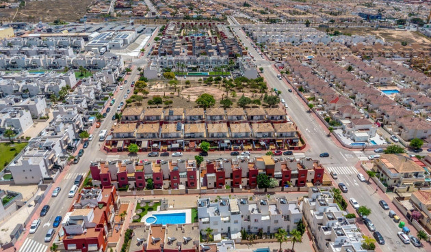 Adosado - Reventa - Torrevieja - aguas nuevas