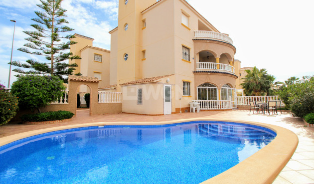 Apartamento / piso - Reventa - Orihuela Costa - Costa Blanca