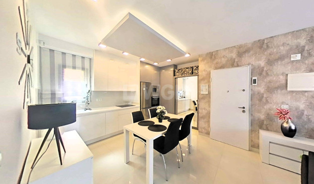 Apartamento / piso - Reventa - Pilar de la Horadada - La Torre de la Horadada