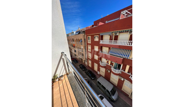 Apartamento / piso - Reventa - Torrevieja - 69313