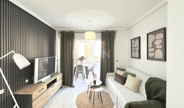 Apartamento / piso - Reventa - Torrevieja - 72911