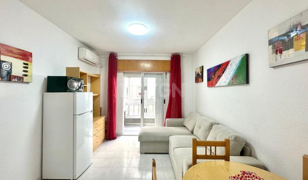 Apartamento / piso - Reventa - Torrevieja - 80324