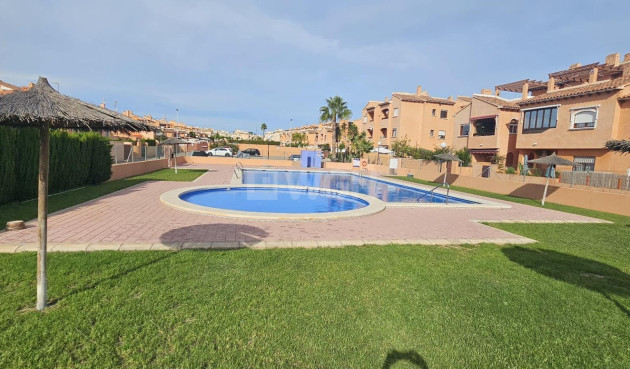 Apartamento / piso - Reventa - Torrevieja - aguas nuevas