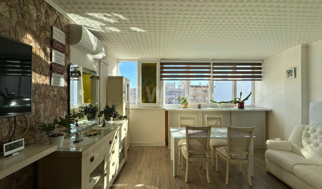 Apartamento / piso - Reventa - Torrevieja - Centro