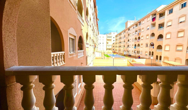 Apartamento / piso - Reventa - Torrevieja - Estacion De Autobuses