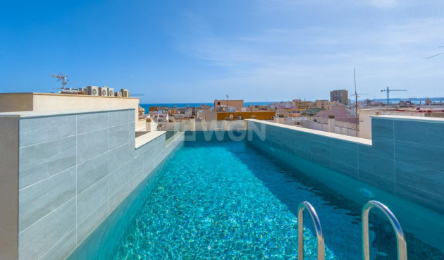 Apartamento / piso - Reventa - Torrevieja - Estacion De Autobuses