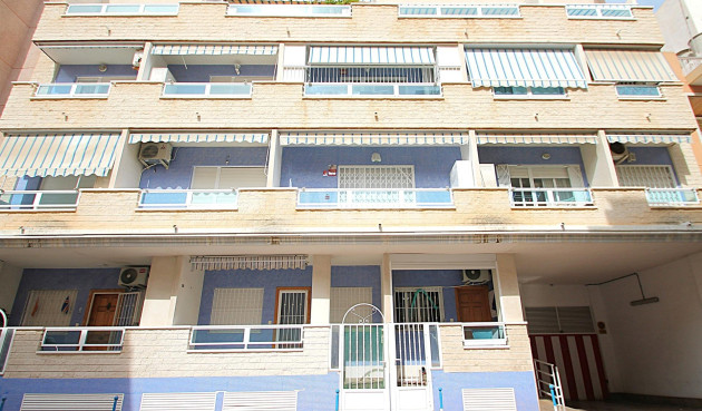 Apartamento / piso - Reventa - Torrevieja - Las Piscinas Naturales