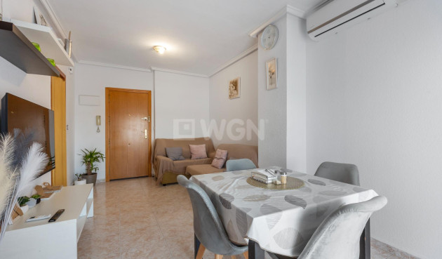 Apartamento / piso - Reventa - Torrevieja - Nueva Torrevieja