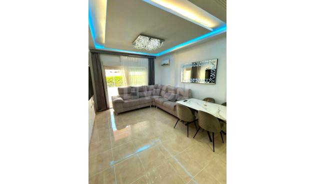 Apartamento / piso - Reventa - Torrevieja - Nueva Torrevieja
