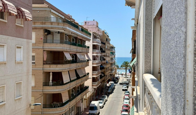Apartamento / piso - Reventa - Torrevieja - Playa del Cura