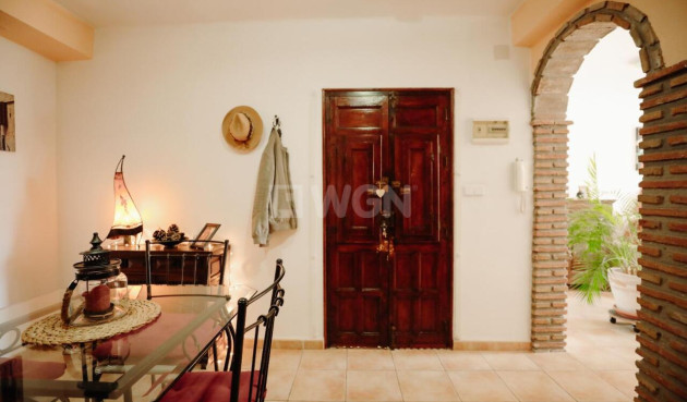 Apartment / flat - Resale - Alora - Inland