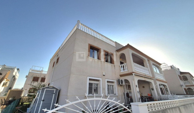 Apartment / flat - Resale - Daya Vieja - Costa Blanca