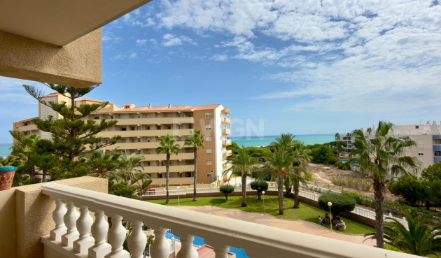 Apartment / flat - Resale - Guardamar del Segura - Urbanizaciones