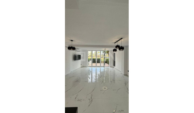 Apartment / flat - Resale - Hacienda Riquelme Golf Resort - Inland