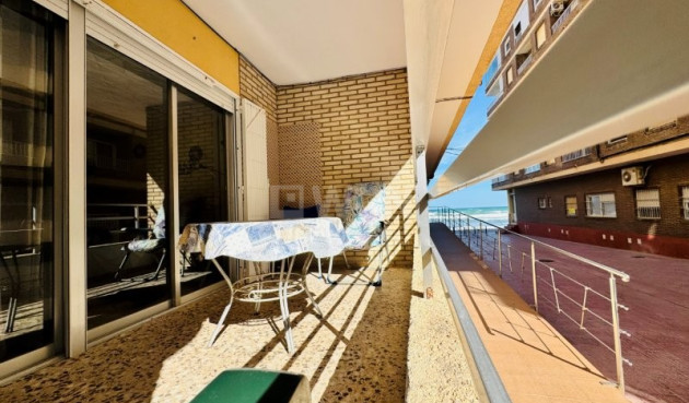 Apartment / flat - Resale - La Mata - 63894