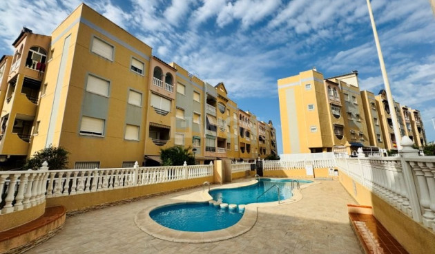 Apartment / flat - Resale - La Mata - Costa Blanca