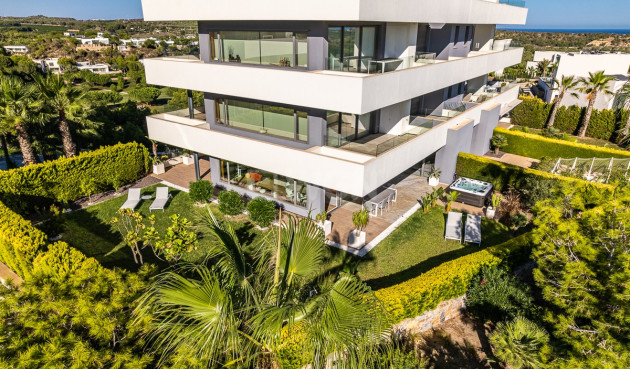 Apartment / flat - Resale - Las Colinas Golf - Costa Blanca