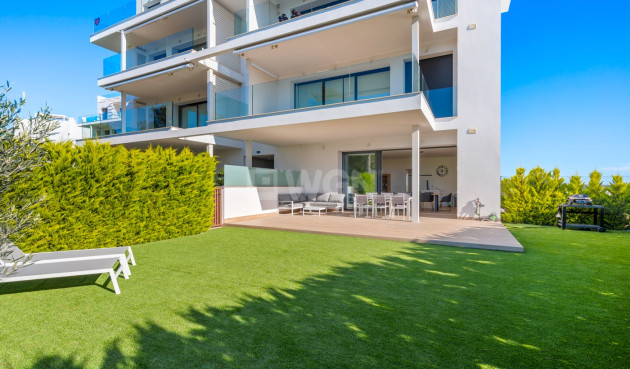 Apartment / flat - Resale - Las Colinas Golf - Costa Blanca
