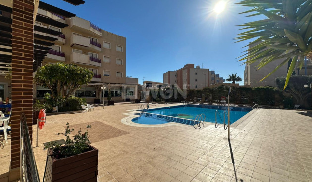 Apartment / flat - Resale - Orihuela Costa - Campoamor