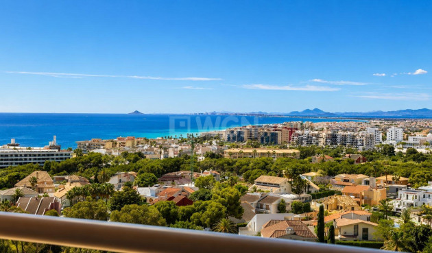 Apartment / flat - Resale - Orihuela Costa - Campoamor