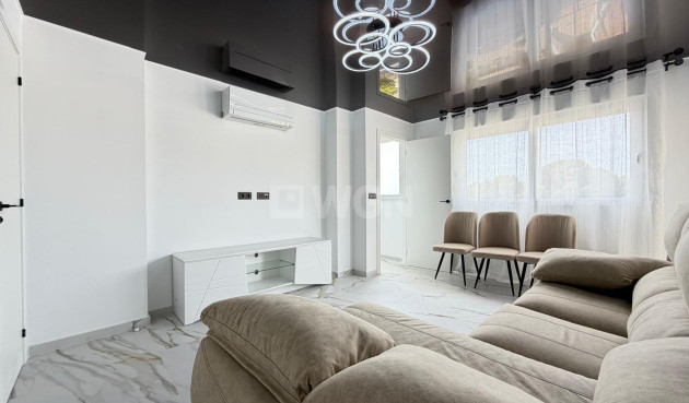 Apartment / flat - Resale - Orihuela Costa - La Zenia