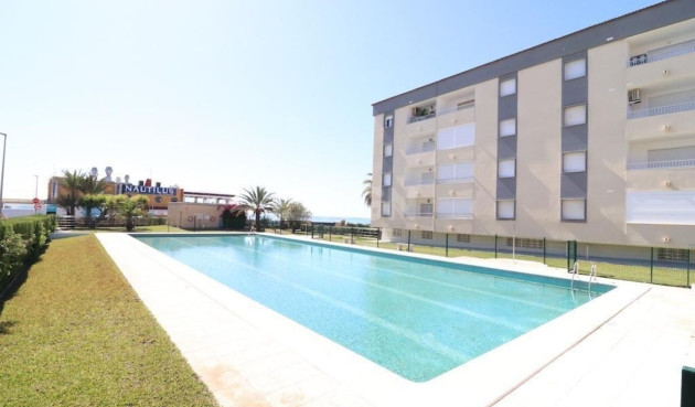 Apartment / flat - Resale - Punta Prima - Costa Blanca