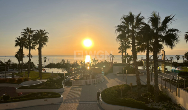 Apartment / flat - Resale - Punta Prima - Costa Blanca