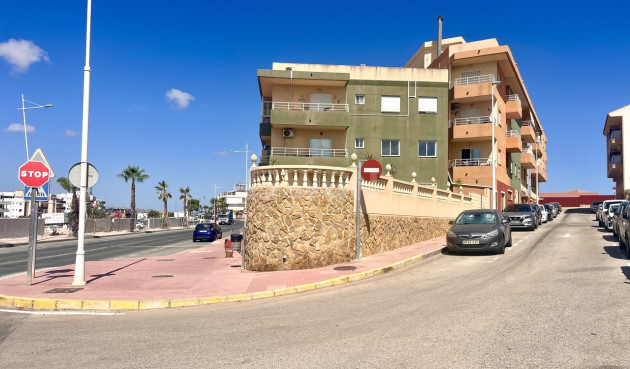 Apartment / flat - Resale - San Miguel de Salinas - Inland