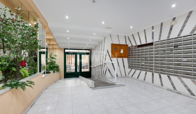 Apartment / flat - Resale - Torrevieja - 84654