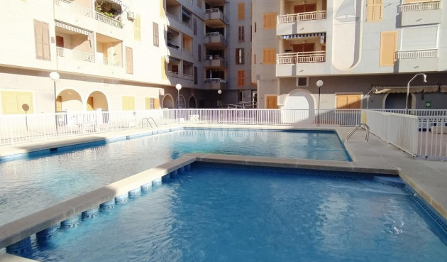 Apartment / flat - Resale - Torrevieja - Acequion