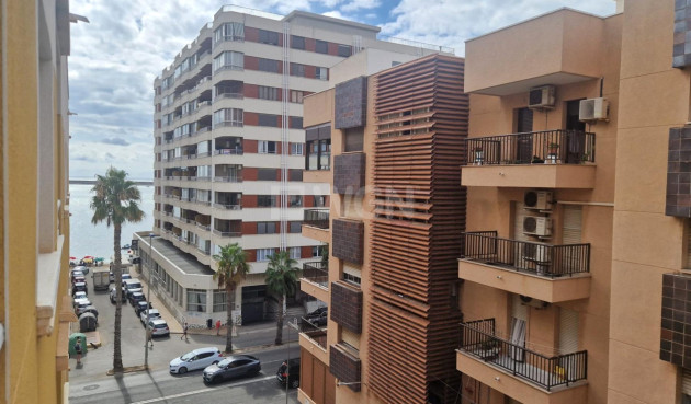 Apartment / flat - Resale - Torrevieja - Acequion