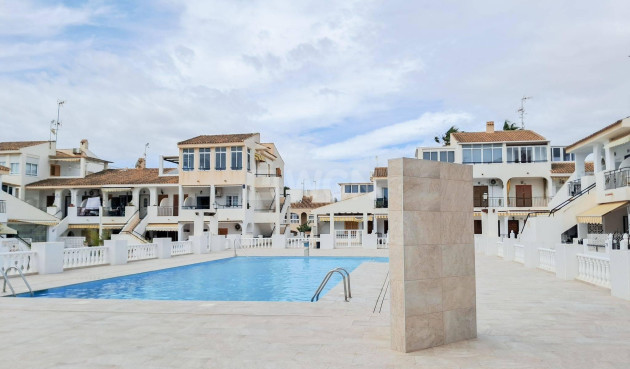 Apartment / flat - Resale - Torrevieja - Calas Blanca