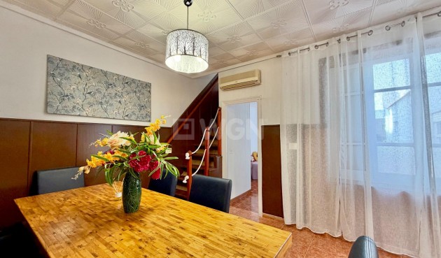 Apartment / flat - Resale - Torrevieja - Centro