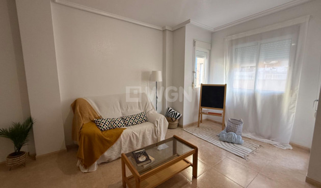 Apartment / flat - Resale - Torrevieja - Centro