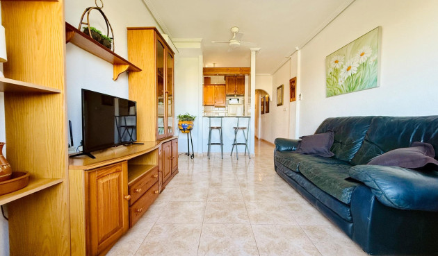 Apartment / flat - Resale - Torrevieja - Centro