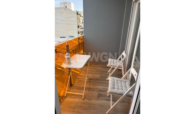 Apartment / flat - Resale - Torrevieja - Centro