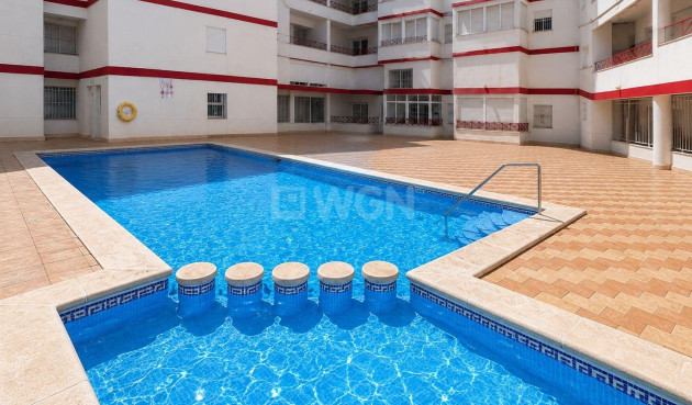 Apartment / flat - Resale - Torrevieja - Centro
