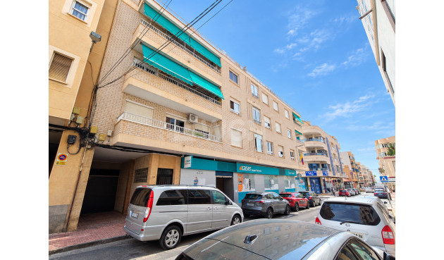 Apartment / flat - Resale - Torrevieja - Costa Blanca