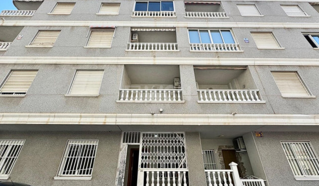 Apartment / flat - Resale - Torrevieja - Costa Blanca