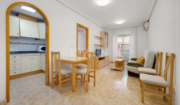 Apartment / flat - Resale - Torrevieja - Costa Blanca