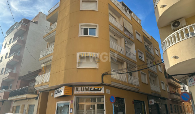 Apartment / flat - Resale - Torrevieja - Costa Blanca