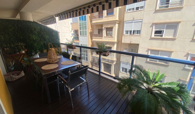 Apartment / flat - Resale - Torrevieja - Costa Blanca