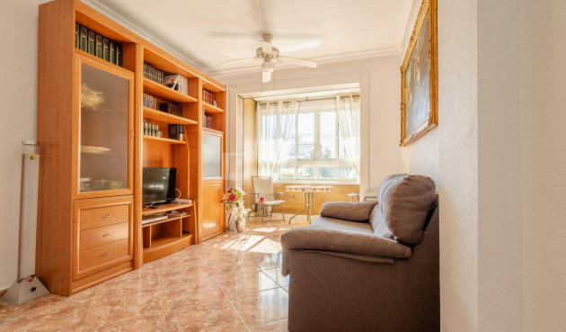 Apartment / flat - Resale - Torrevieja - Costa Blanca