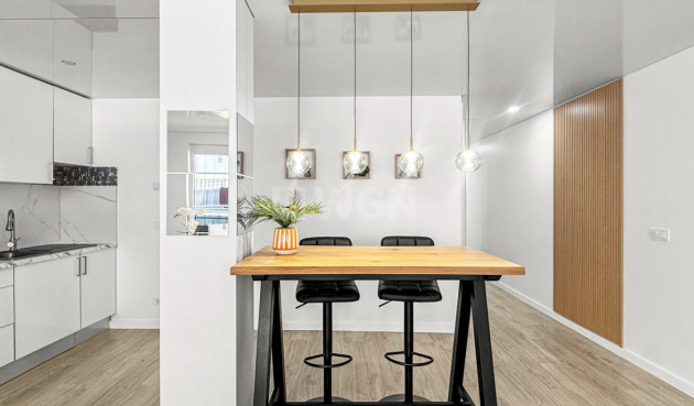 Apartment / flat - Resale - Torrevieja - Costa Blanca