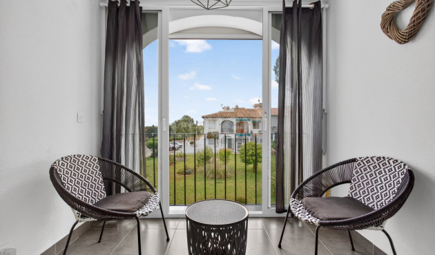 Apartment / flat - Resale - Torrevieja - Costa Blanca