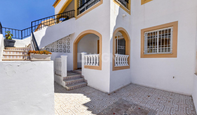 Apartment / flat - Resale - Torrevieja - El Limonar