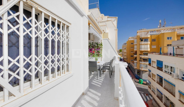 Apartment / flat - Resale - Torrevieja - Estacion De Autobuses