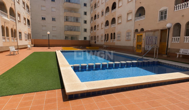 Apartment / flat - Resale - Torrevieja - Estacion De Autobuses