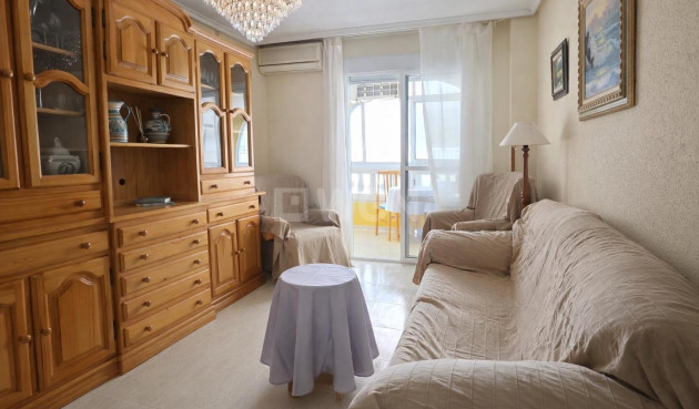 Apartment / flat - Resale - Torrevieja - Habaneras